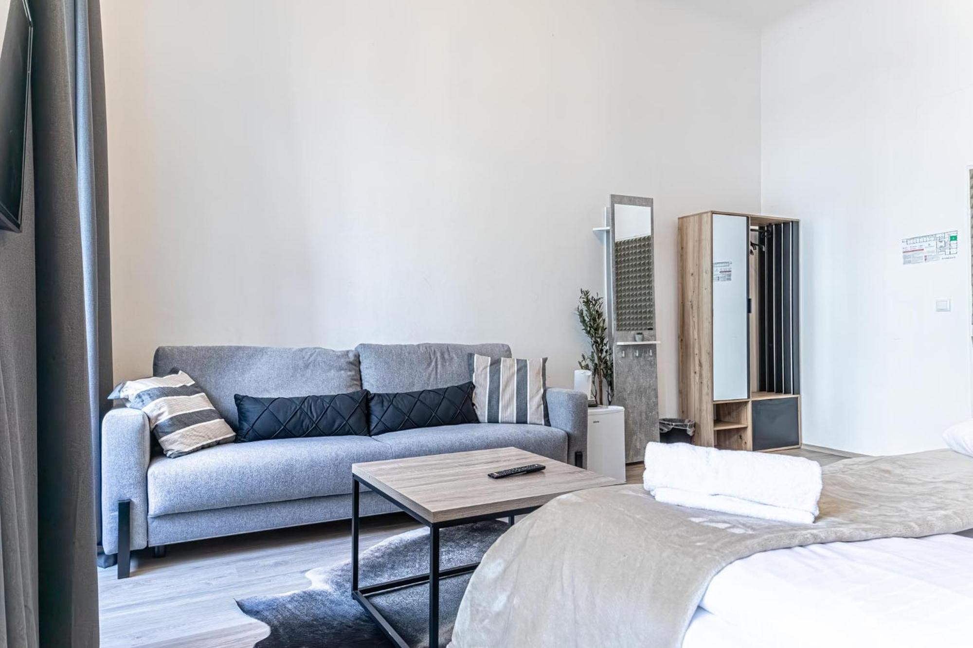 Mariahilfer Boutique Rooms - Virtual Reception & Self-Checkin فيينا المظهر الخارجي الصورة