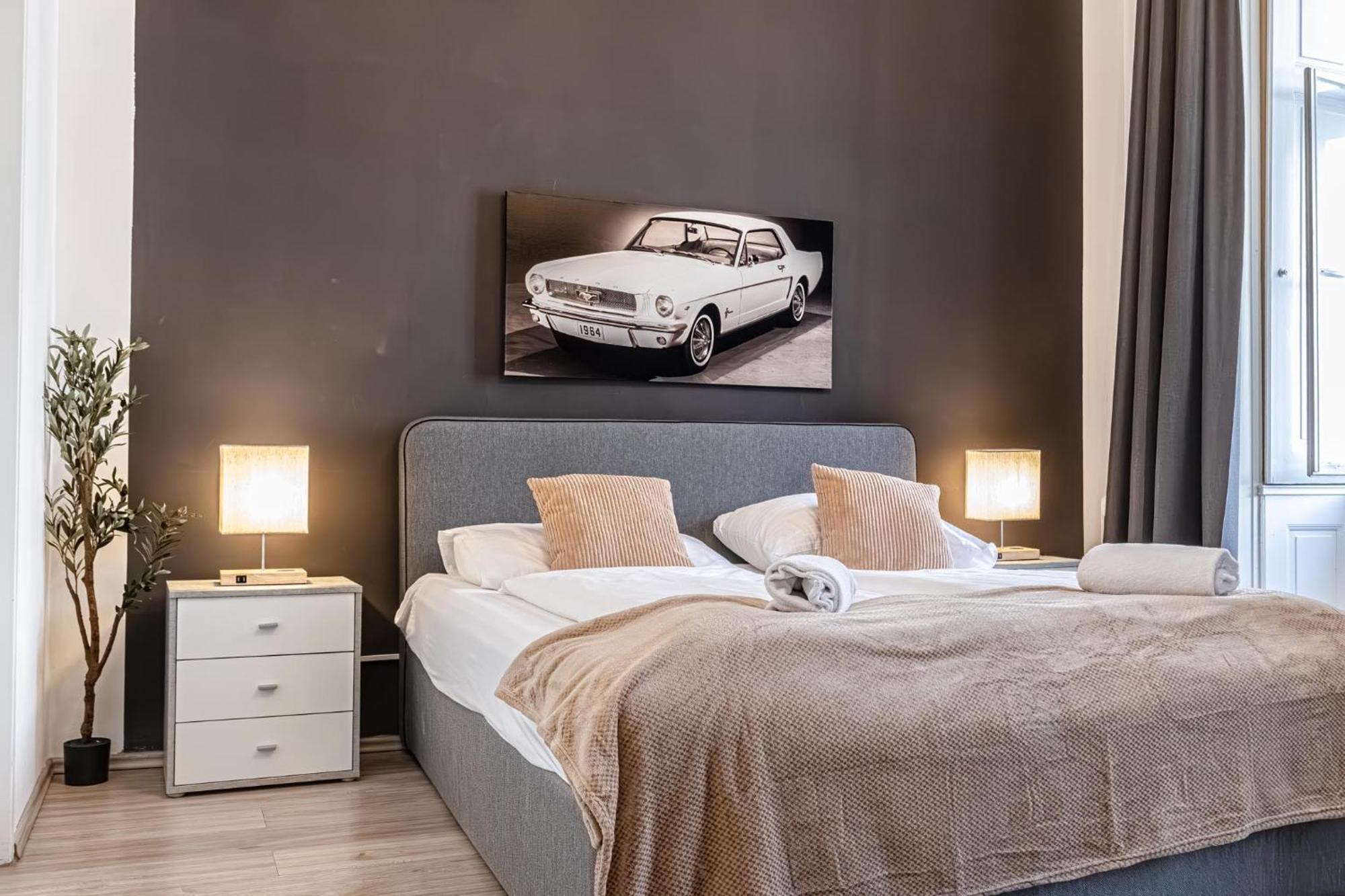 Mariahilfer Boutique Rooms - Virtual Reception & Self-Checkin فيينا المظهر الخارجي الصورة
