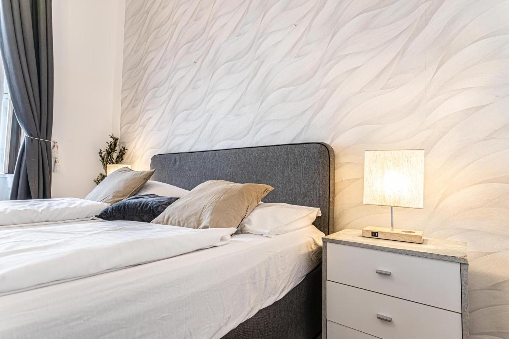 Mariahilfer Boutique Rooms - Virtual Reception & Self-Checkin فيينا المظهر الخارجي الصورة